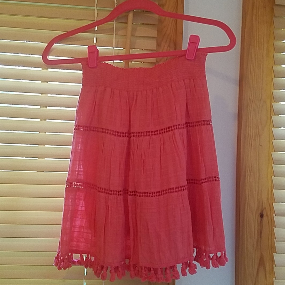 Loft pink skirt w/tassels, elastic waist